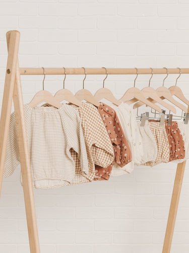 Quincy Mae Cinched Longsleeve, Basil Stripe